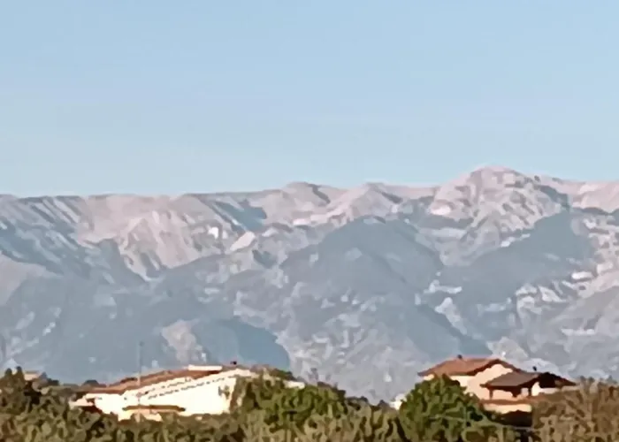 Le Luci In Attico Gran Vista Interno 4 Rose Bianche Pensión