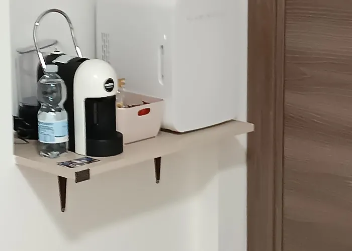 Le Luci In Attico Gran Vista Interno 4 Rose Bianche Vasto